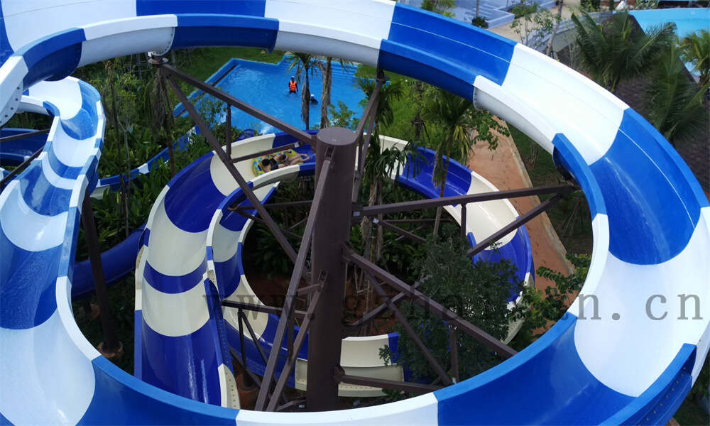 水上乐园设备畅享无限欢乐时光